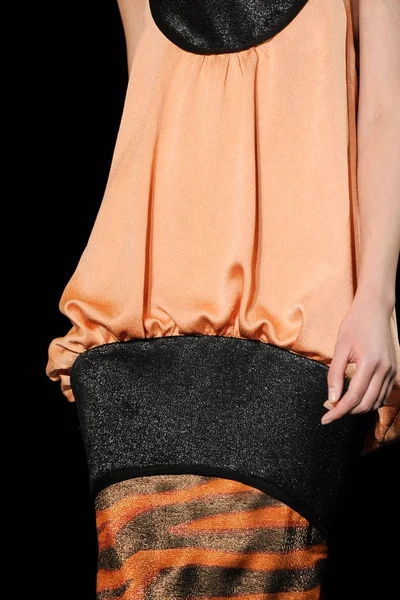 Look 90